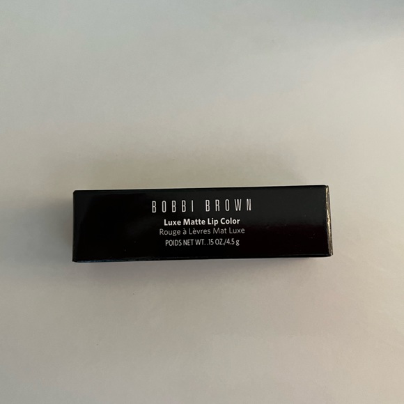 Luxe Matte Lip color Bobbi Brown Red Carpet NWT - Picture 3 of 4